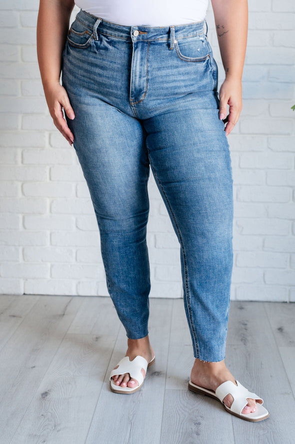 Nicole Tummy Control Skinny Jeans in Vintage Wash By Judy Blue