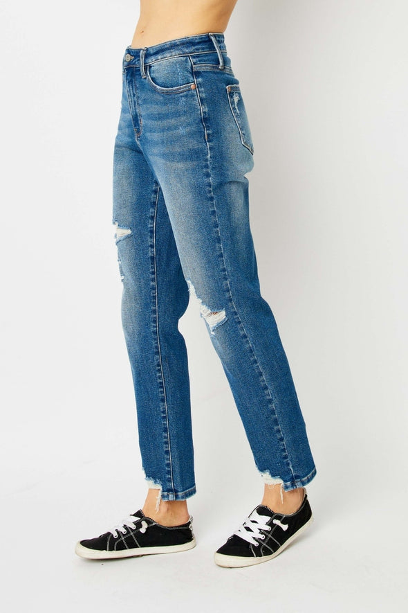 Queen Of Hearts Distressed Slim Jeans By Judy Blue