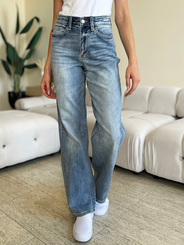 Non Distressed High Waist Straight Jeans By Judy Blue