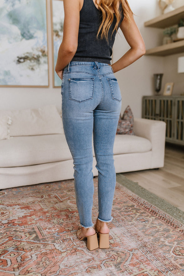 Mariah Mid Rise Cool Relaxed Jeans By Judy Blue